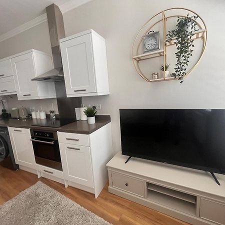 Central Private 1 Bed Flat Ридинг Экстерьер фото