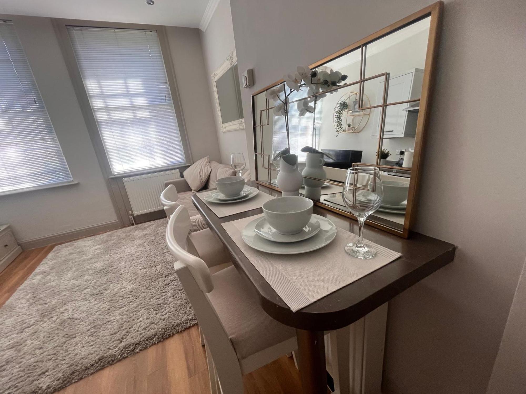 Central Private 1 Bed Flat Ридинг Экстерьер фото