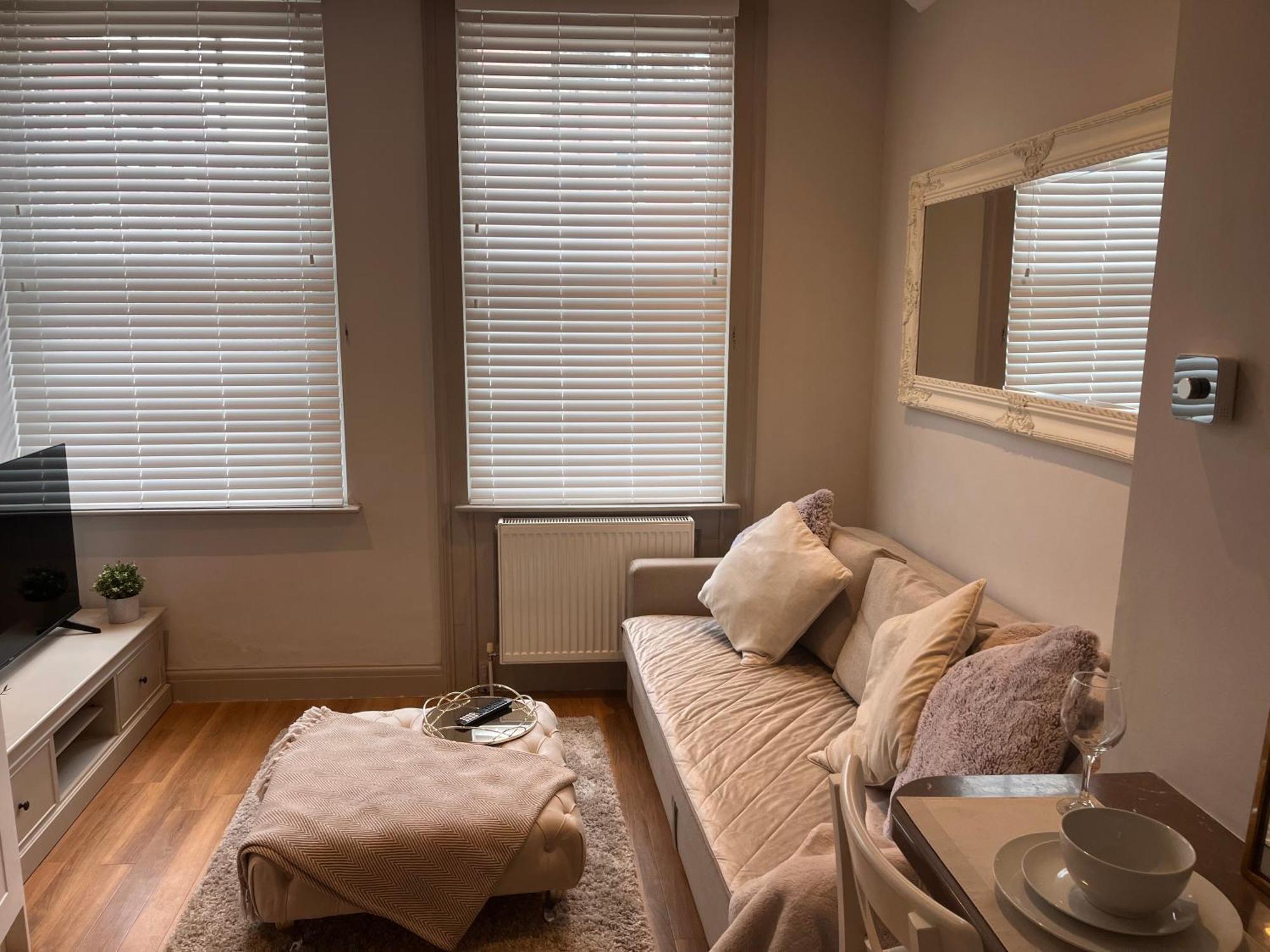 Central Private 1 Bed Flat Ридинг Экстерьер фото